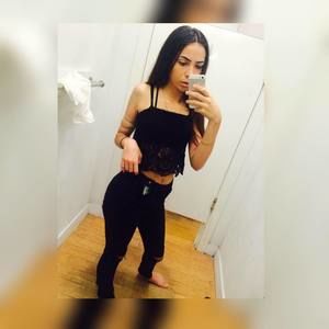 Meet your Posher, Destyne